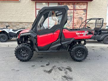 2025 Honda Pioneer 1000 Deluxe
