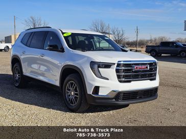 Used 2025 GMC Acadia FWD Elevation