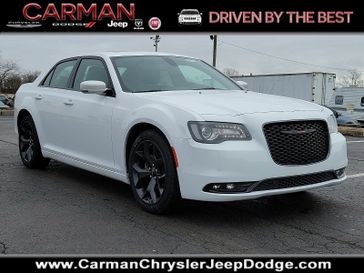 2023 Chrysler 300s V6