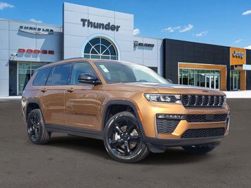 New 2026 Jeep Grand Cherokee L Limited 4x2