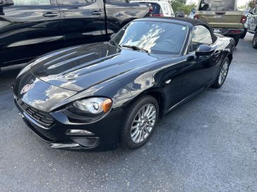 Used 2017 Fiat 124 Spider Classica
