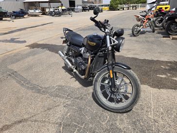 Used 2022 TRIUMPH Street Twin Goldline Base 