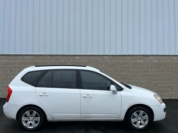 2007 Kia Rondo LX