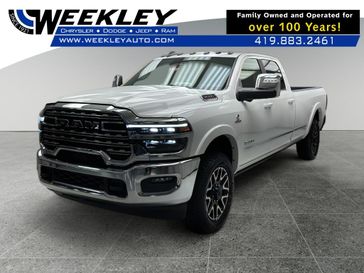 New 2026 RAM 3500 Limited Crew Cab 4x4 8' Box