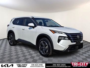 Used 2025 Nissan Rogue SV
