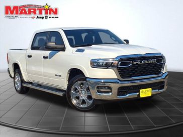 2025 RAM 1500 Lone Star Crew Cab 4x2 5'7' Box