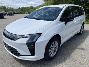 New 2027 Chrysler Pacifica Select Awd