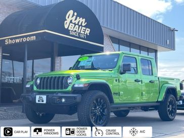2025 Jeep Gladiator Nighthawk 4x4