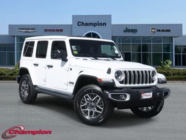 2025 Jeep Wrangler 4-door Sahara