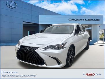 2025 Lexus ES 300h