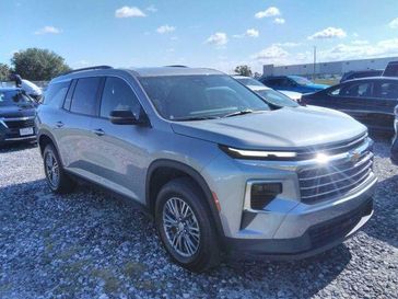 Used 2026 Chevrolet Traverse LT