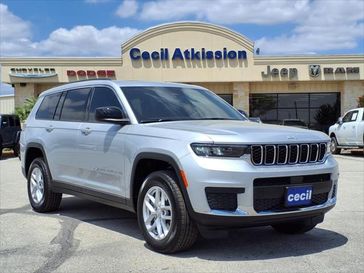 2025 Jeep Grand Cherokee L Laredo X 4x4