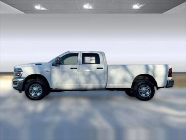 New 2026 RAM 3500 Tradesman Crew Cab 4x4 8' Box