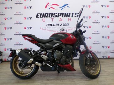 New 2026 Triumph TRIDENT 800 