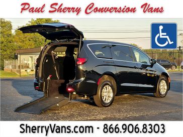 New 2027 Chrysler Pacifica Select