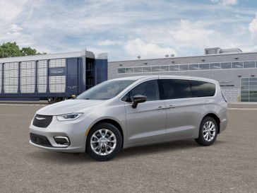 New 2026 Chrysler Pacifica Limited