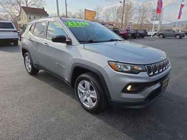 Used 2022 Jeep Compass Altitude