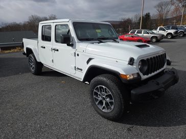 New 2026 Jeep Gladiator Sport S 4x4
