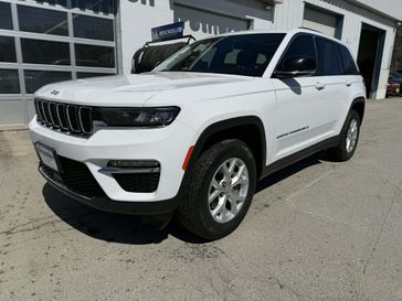 Used 2023 Jeep Grand Cherokee 