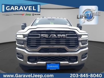 New 2026 RAM 2500 Tradesman Crew Cab 4x4 6'4' Box