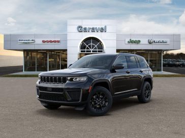 New 2026 Jeep Grand Cherokee Laredo Altitude 4x4