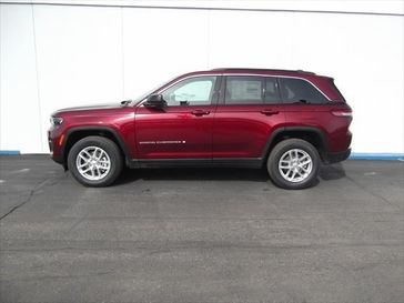 New 2026 Jeep Grand Cherokee Laredo X 4x4