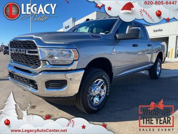 2024 RAM 2500 Tradesman Crew Cab 4x4 6'4' Box