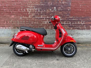 2025 Vespa GTS SUPER 310 HPE RED 
