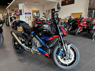 2024 BMW M 1000 R