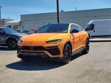 Used 2022 Lamborghini Urus Pearl Capsule AWD