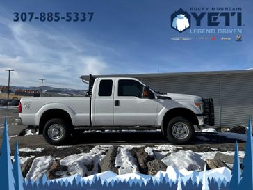 2015 Ford Super Duty F-250 SRW XL 4WD SuperCab 142