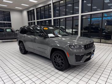 New 2027 Jeep Grand Cherokee L Summit 4x4