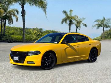 Used 2017 Dodge Charger SXT RWD