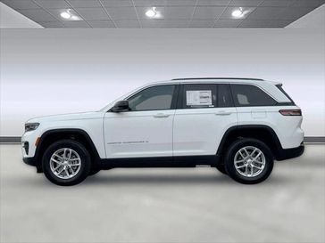 New 2025 Jeep Grand Cherokee Laredo X 4x2