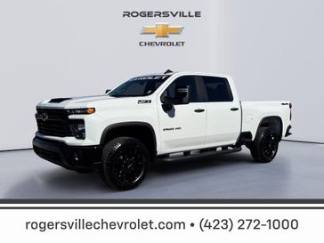 New 2025 Chevrolet Silverado Custom