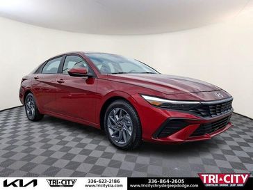 Used 2024 Hyundai Elantra SEL