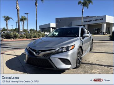 2020 Toyota Camry Hybrid SE