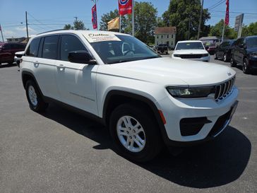 2023 Jeep Grand Cherokee Laredo
