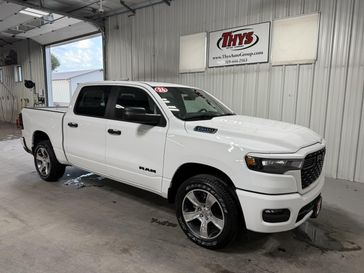 New 2026 RAM 1500 Express Crew Cab 4x4 5'7' Box