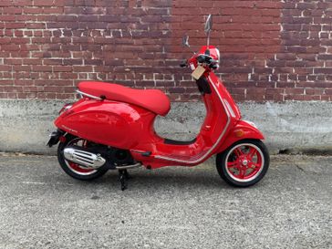 New 2027 Vespa PRIMAVERA 150 RED 