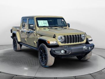 2025 Jeep Gladiator Nighthawk 4x4