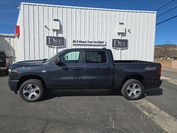 New 2026 RAM 1500 Express Crew Cab 4x4 5'7' Box