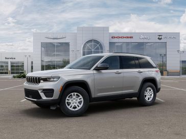New 2025 Jeep Grand Cherokee Laredo 4x4