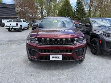 New 2026 Jeep Grand Cherokee Laredo Altitude 4x4