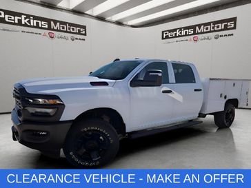 New 2026 RAM 2500 Tradesman Crew Cab 4x4 8' Box