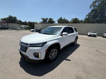 Used 2023 Chevrolet Traverse LT Cloth FWD