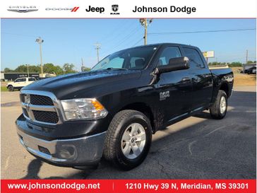 2023 RAM 1500 Classic SLT Diamond Black Crystal Pearl Coat