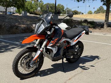 2021 KTM 890 ADV R