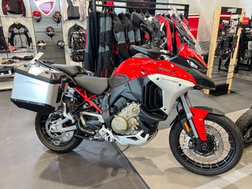 2023 Ducati MULTISTRADA V4 RALLY T/R  Gateway BMW Ducati Motorcycles 314-427-9090 gatewaybmw.com 