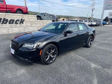 Used 2022 Chrysler 300 S